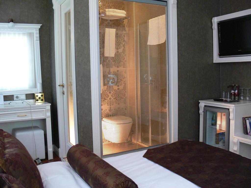 Hotel Coliseum Istanbul Exterior photo